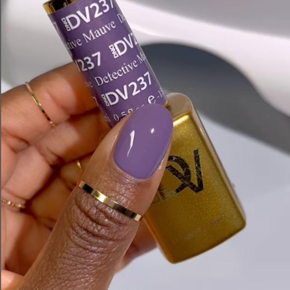 DND Diva Gel & Nail Polish - Detective Mauve #237