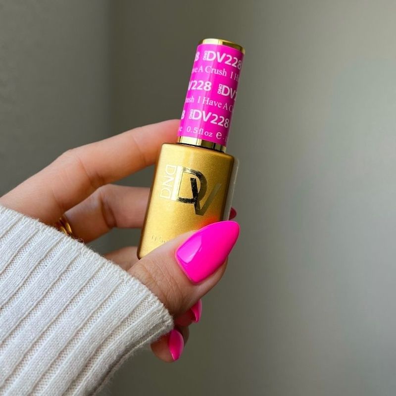 DND Diva Gel & Nail Polish - I Have A Crush #228