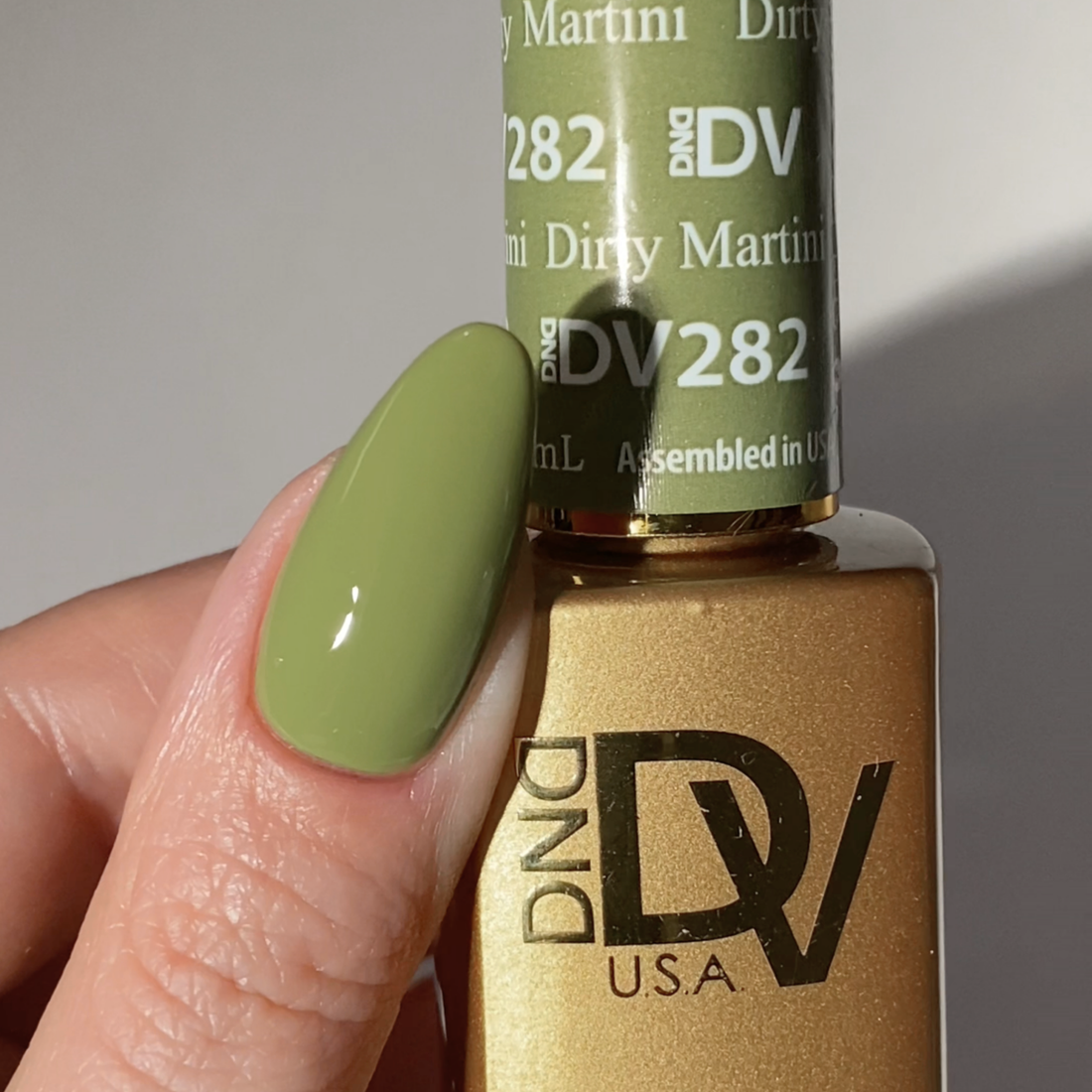 DND Diva Gel & Nail Polish - Dirty Martini #282