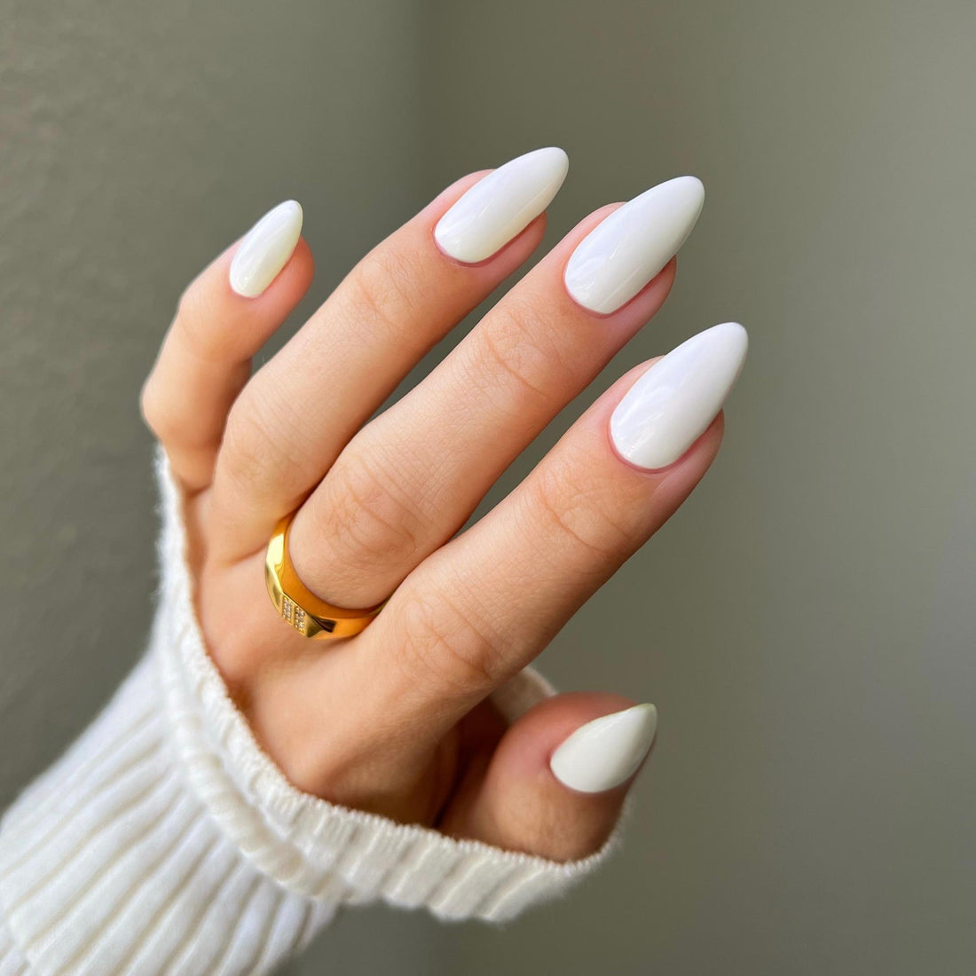 DND Diva Gel & Nail Polish - Creampuff #074