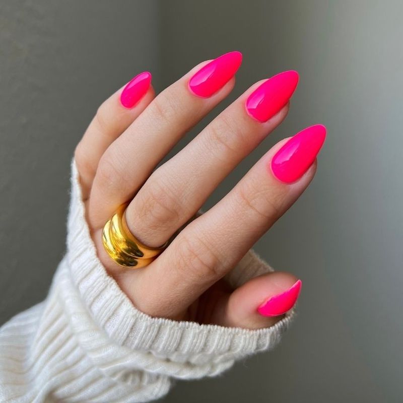 DND Diva Gel & Nail Polish - Strawberry Martini #230