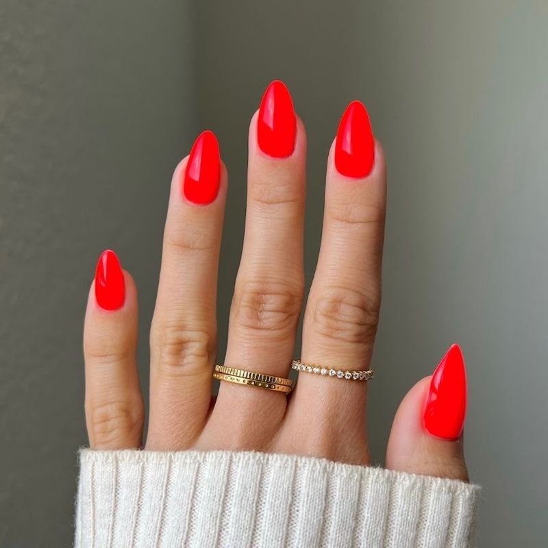 DND Diva Gel & Nail Polish - Heart Eyes 4 U #236