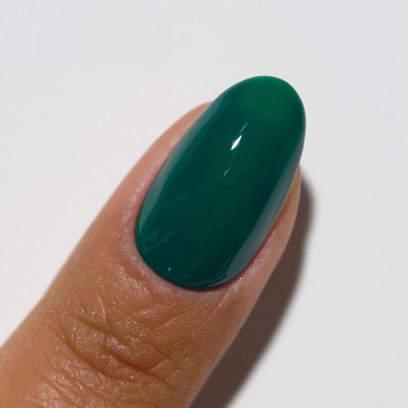 DND Diva Gel & Nail Polish - Emerald Meadow #244