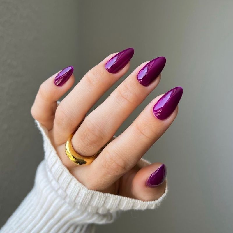 DND Diva Gel & Nail Polish - Gothic Grape #253