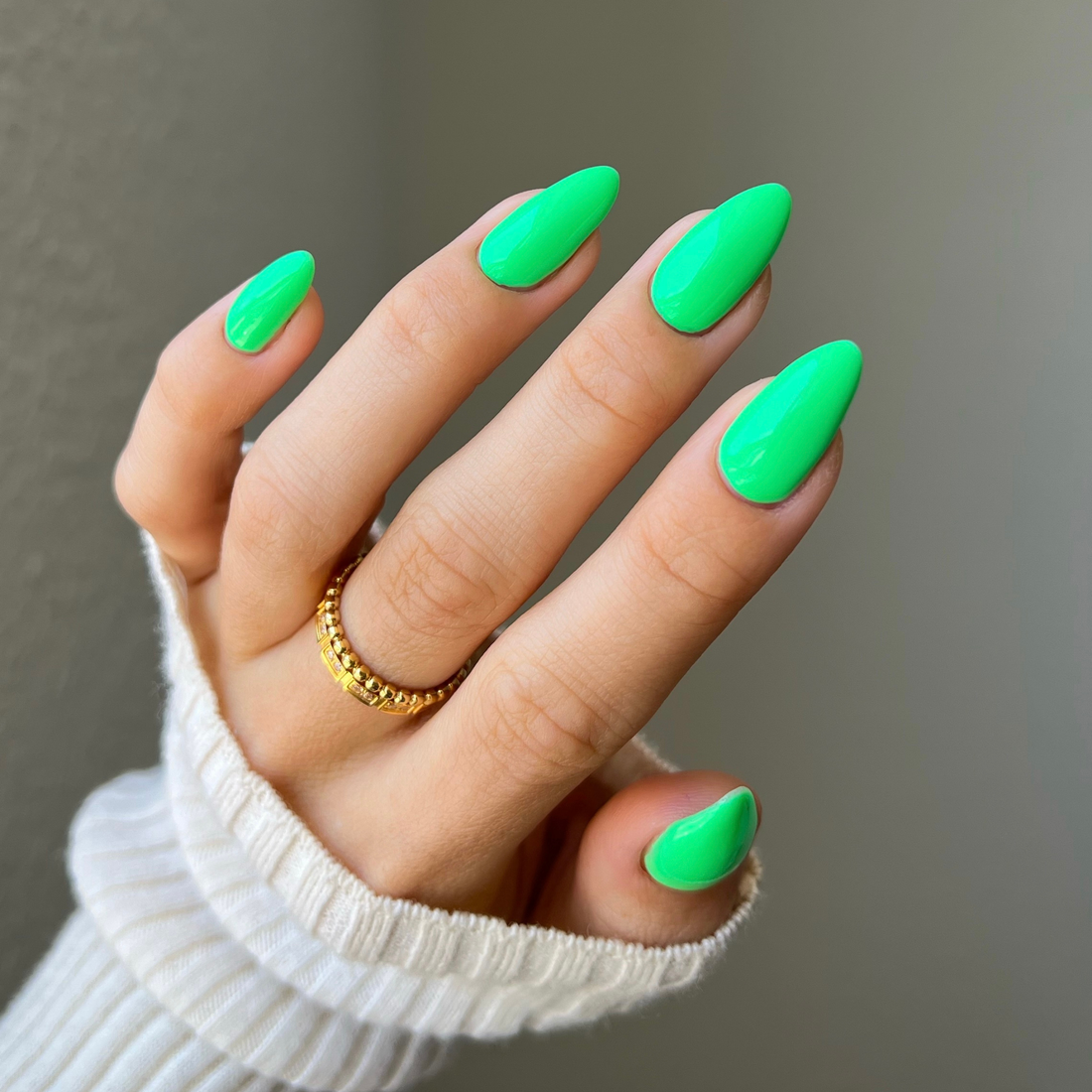 DND Diva Gel & Nail Polish - Mint Julep #274